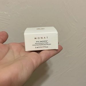 Monat Eye Smooth Cream